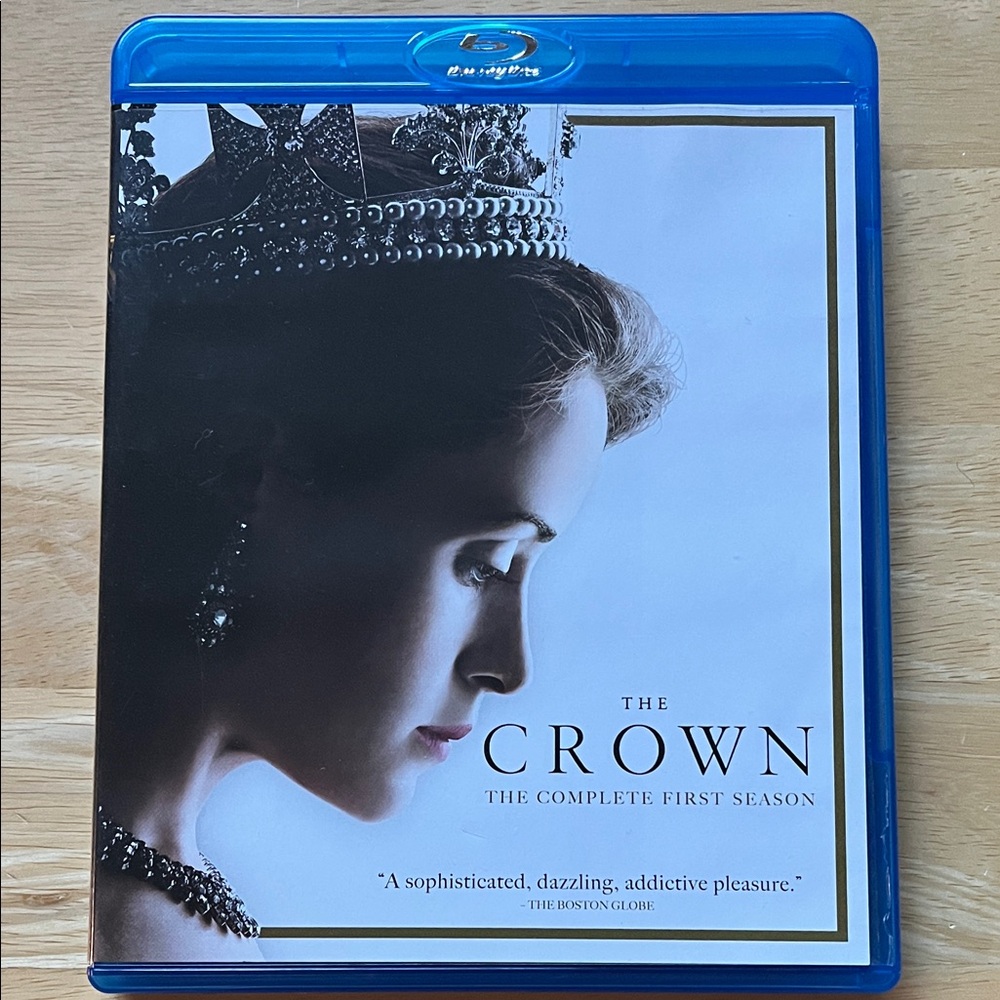 The Crown: Season 1 Blu-ray in Blue Case